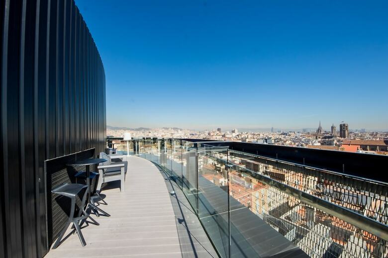 Hotel Barcel� Raval