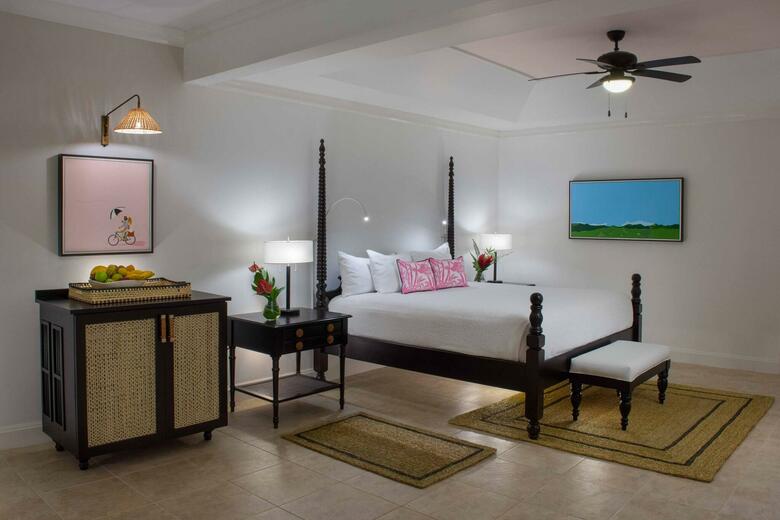 Hotel Half Moon