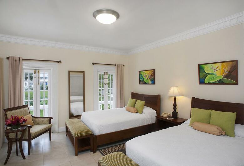 Hotel Half Moon