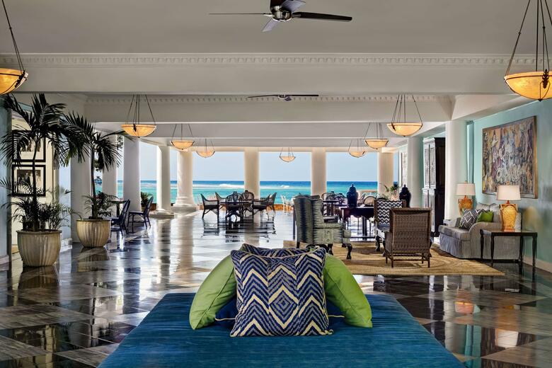 Hotel Half Moon