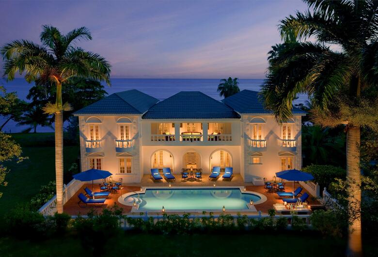 Hotel Half Moon