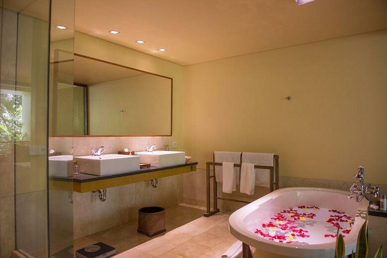 Hotel Komaneka At Rasa Sayang Ubud