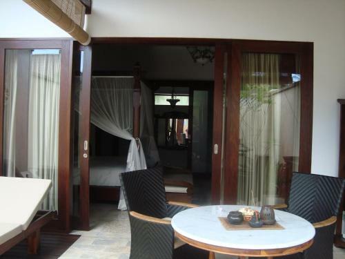 Bed & Breakfast Puri Mas Spa Resort