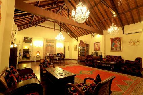 Bed & Breakfast Puri Mas Spa Resort