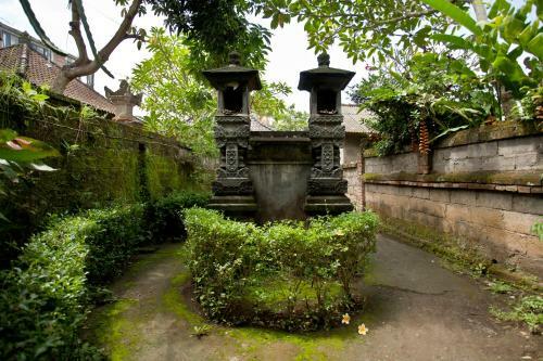 Koming House