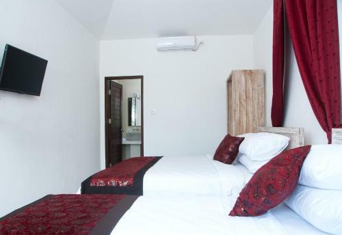 Lombok Senggigi Hotel