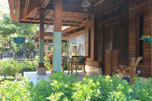 Hostal Nur Guest House