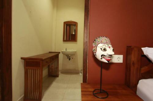 Hostal Pondok Loris Guest House