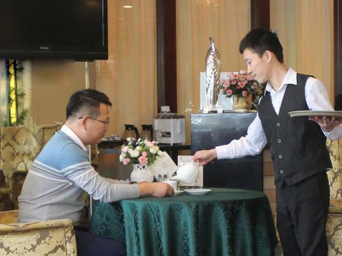 Junyue Hotel