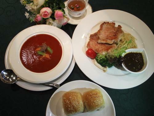 Junyue Hotel