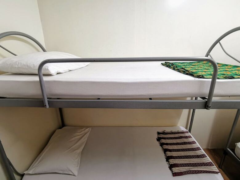Hostal Ros Heritage Motel