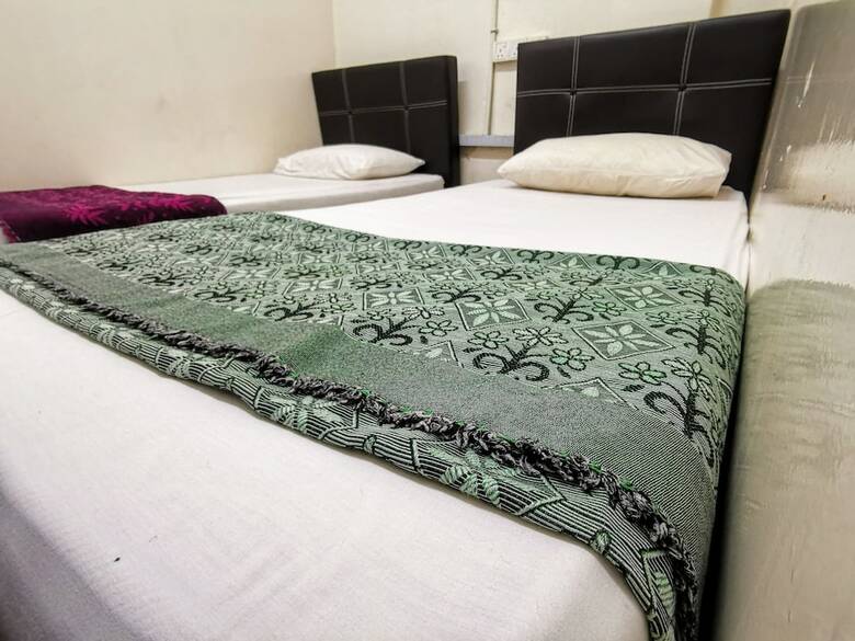 Hostal Ros Heritage Motel