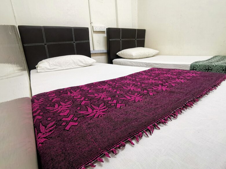 Hostal Ros Heritage Motel