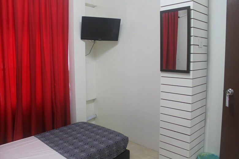 Hostal Ros Heritage Motel