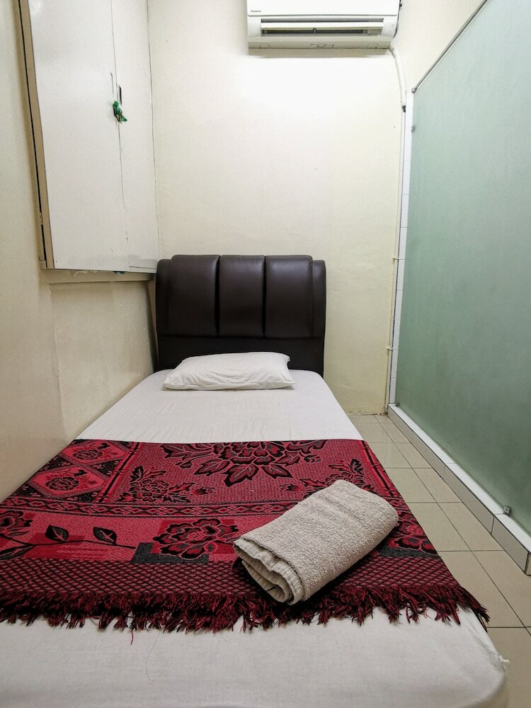 Hostal Ros Heritage Motel