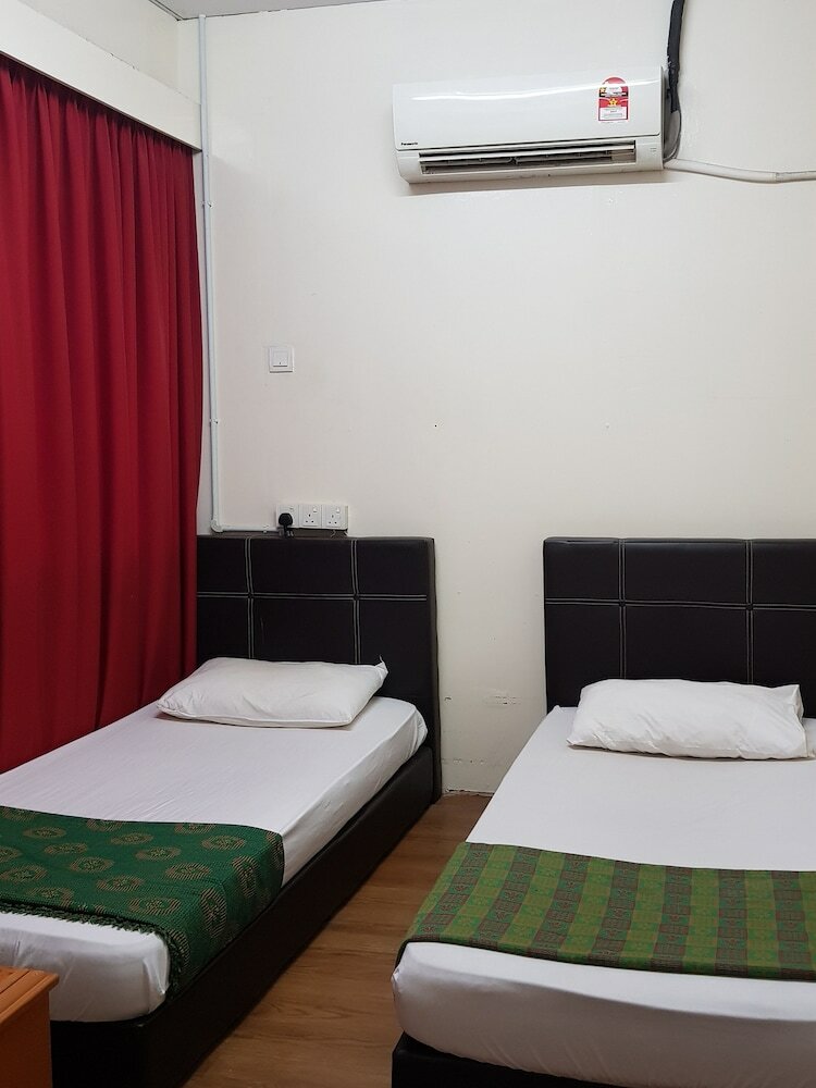 Hostal Ros Heritage Motel