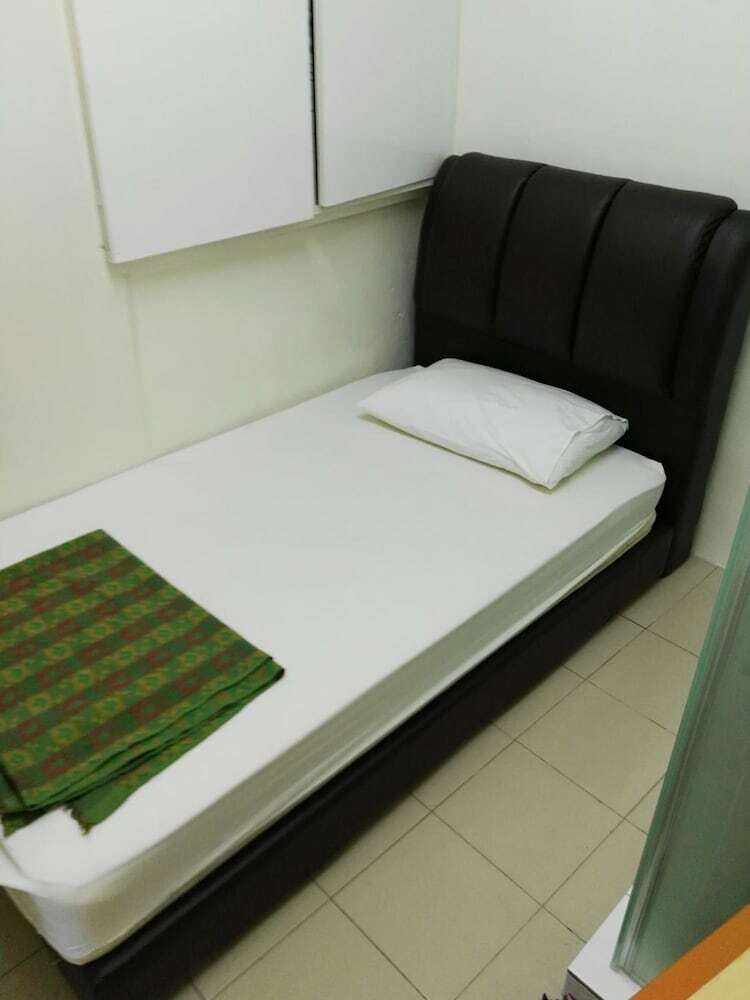 Hostal Ros Heritage Motel