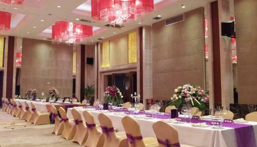 Aoyuan Golf Hotel