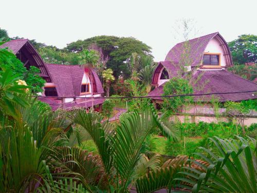 Ivory Villa