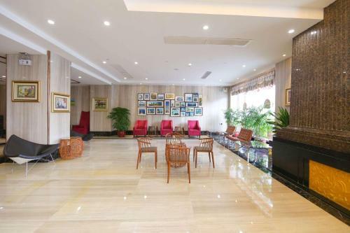 Hotel Days Inn Panyu