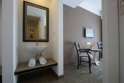 Hotel 7 Bidadari Seminyak