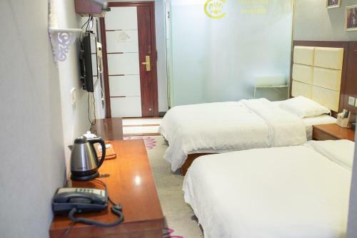 Hotel Theme Was Love Jiangwan Branch