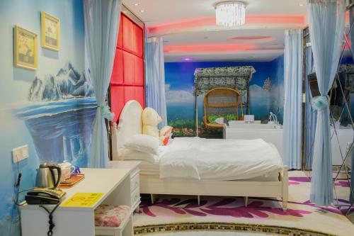 Hotel Theme Was Love Jiangwan Branch