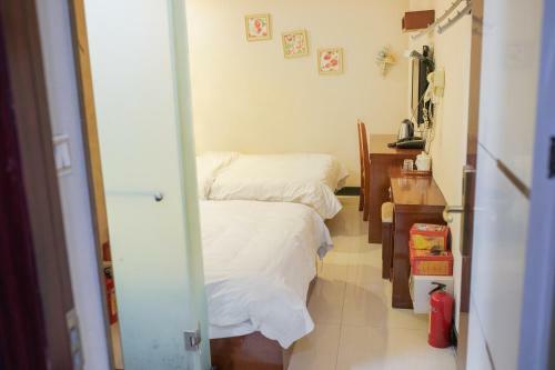 Hotel Theme Was Love Jiangwan Branch