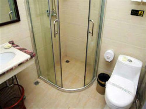 Guangzhou Lucky Hotel
