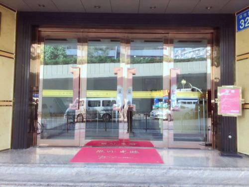 Guangzhou Lucky Hotel