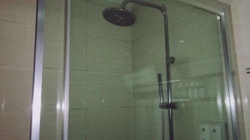 Guangzhou Lucky Hotel