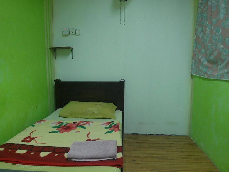 Hostal Oasis Guest House