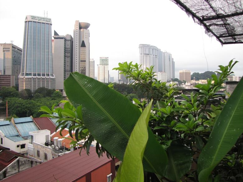 Hostal Oasis Guest House