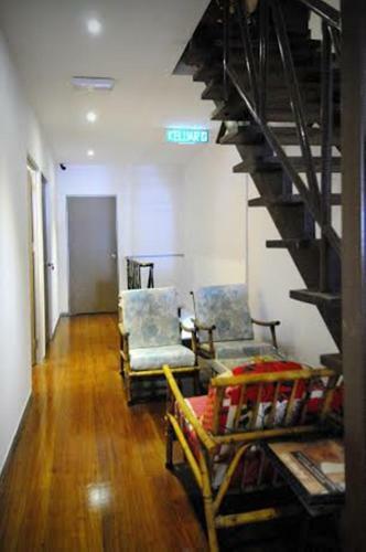 Hostal Thirty Three Stewart Houze