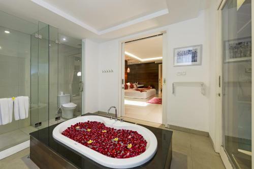 Crown Astana Villas Seminyak