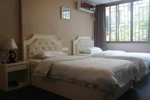 Guilin Riverside Hostel