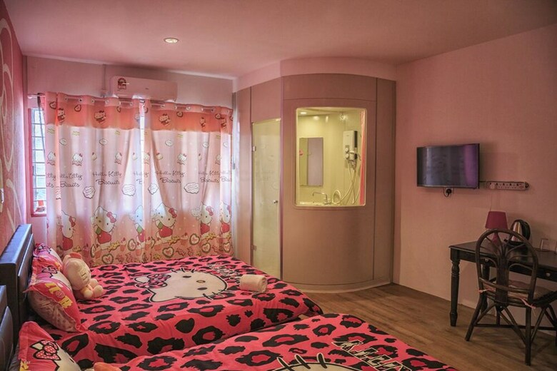 Elephant House Boutique Hotel