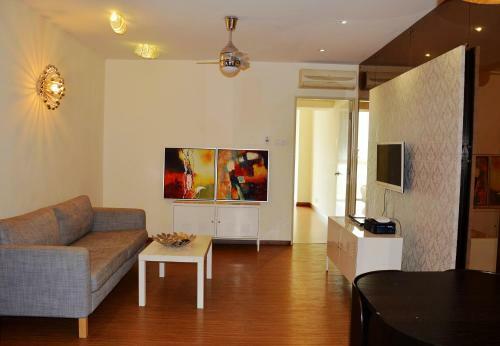 Apartamento Taragon Residences