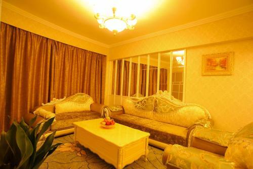 Xiangjiang Hotel