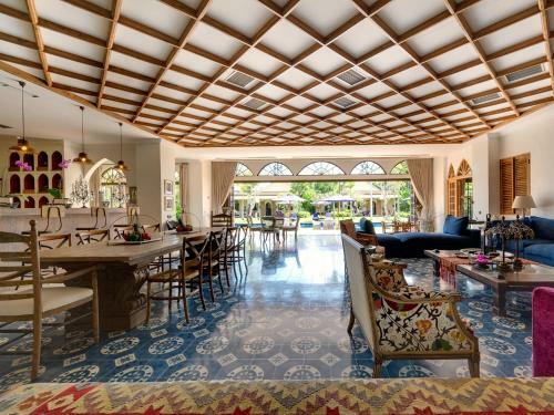 Villa Sayang D'amour - An Elite Haven