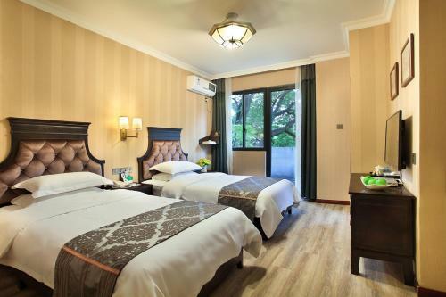 Yu Hill Hotel