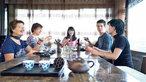 Yu Hill Hotel
