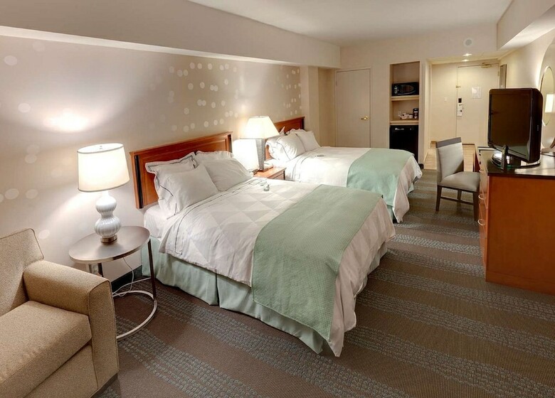 Niagara Fallsview Hotel & Suites