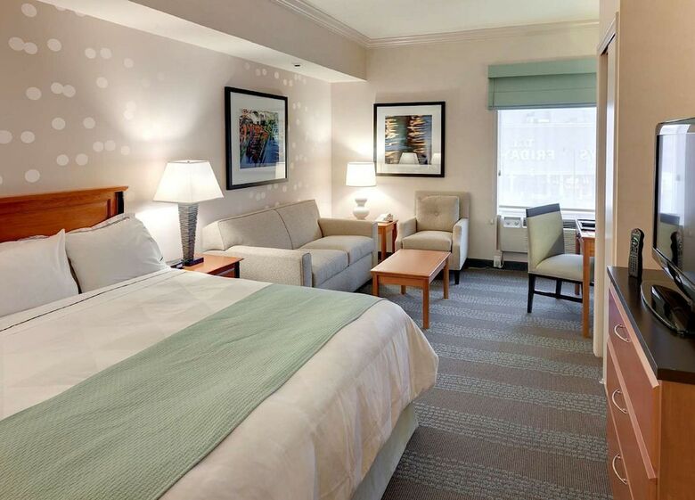 Niagara Fallsview Hotel & Suites