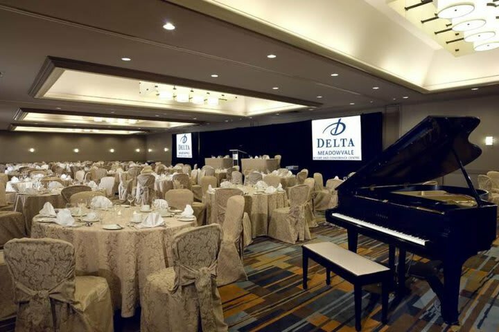 Delta Meadowvale Hotel And Conference Center