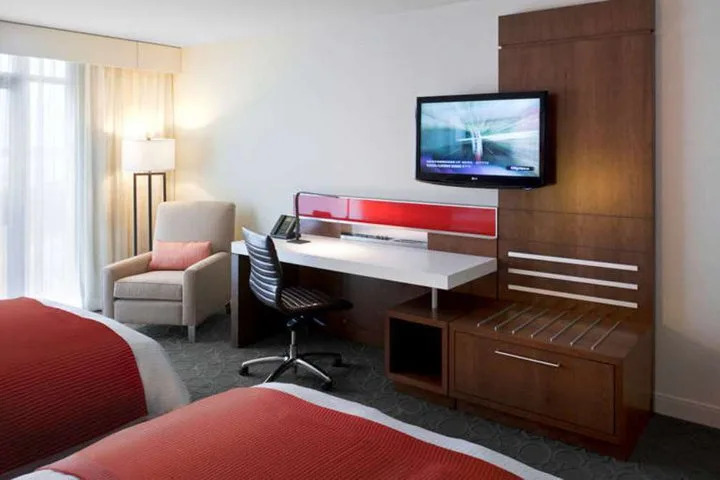 Delta Meadowvale Hotel And Conference Center