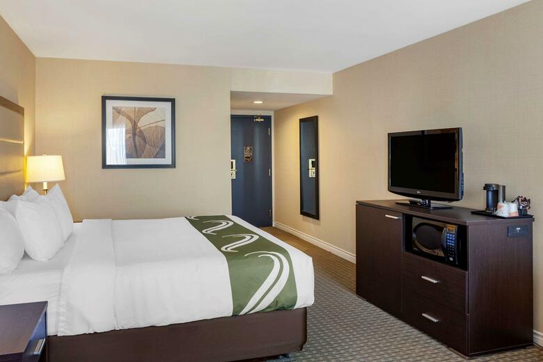 Hotel Quality Inn Airport West
