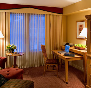 Hotel Delta Sun Peaks (delta Room)