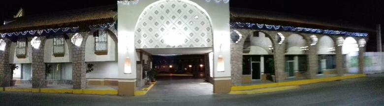 Hotel Los Arcos(.)