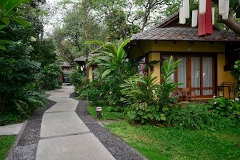 Hotel Baan Talay Dao